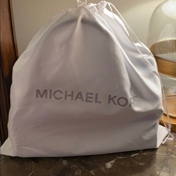 Michael Kors Hamilton EW Leather Satchel - Picture 5 of 5